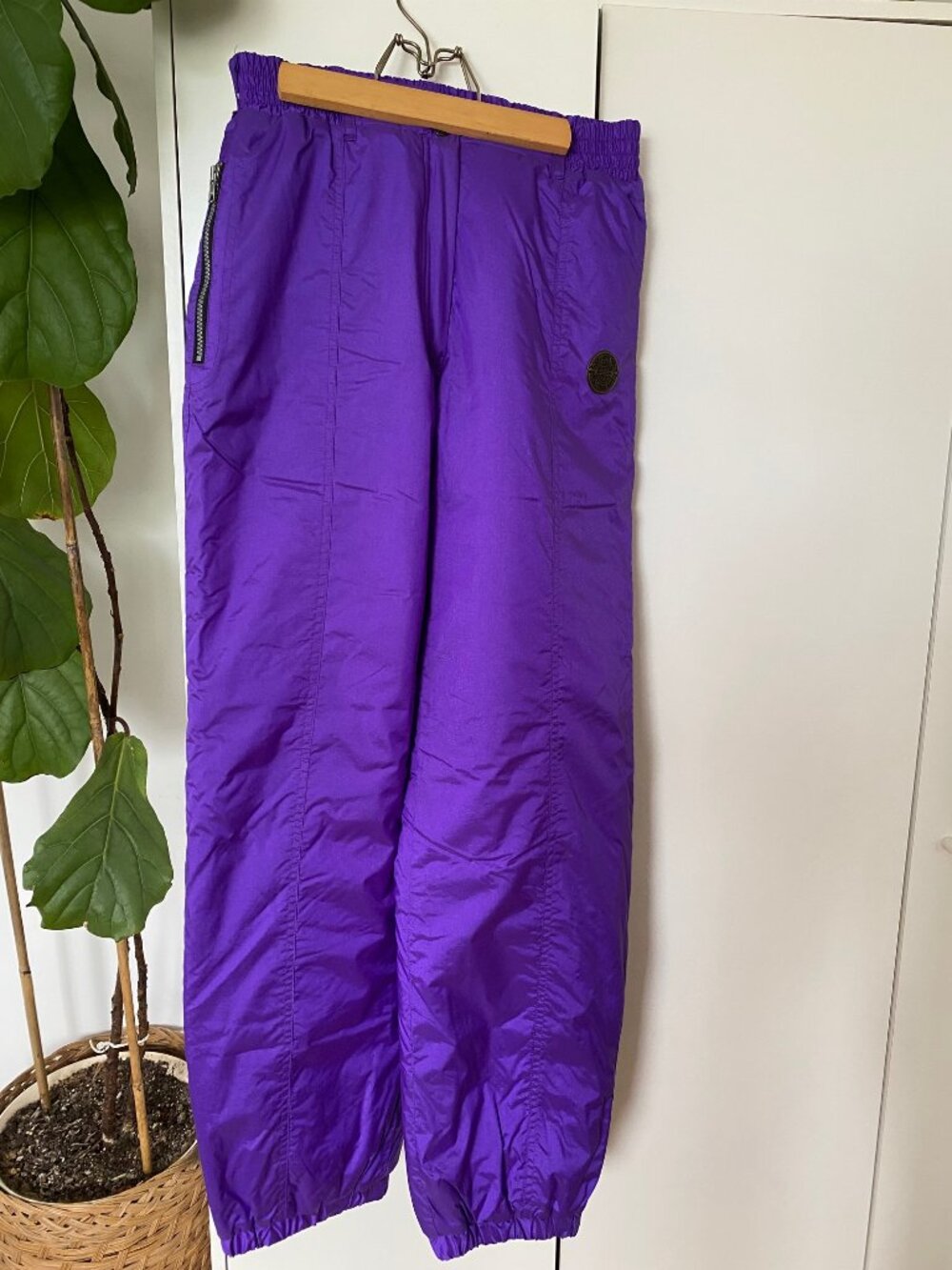Retro vintage Vuarnet France women's/unisex ski pants Size 10 neon 80s/90s